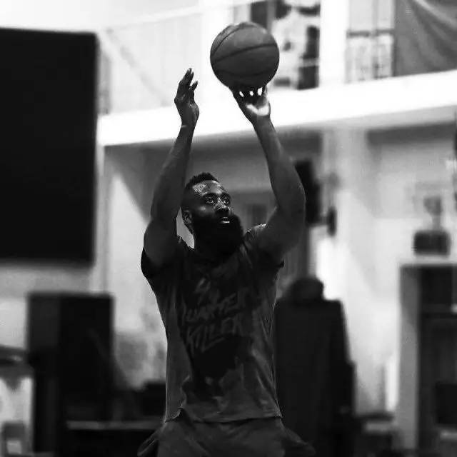 与收入分配